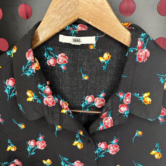 Van's- Black with pink and yellow roses, super soft cotton. - Picture 3 of 4